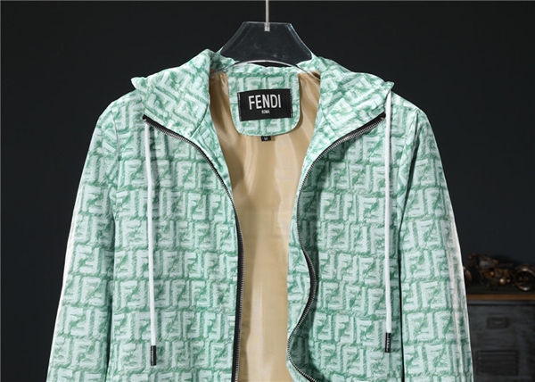 ブランドジャケット角部分ディテール